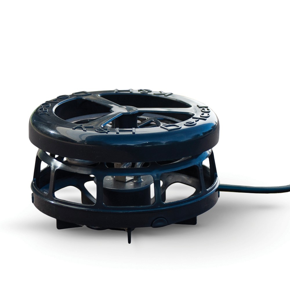 K&H Deluxe Perfect Climate Pond De-Icer 750 watts 6" x 6" x 5"